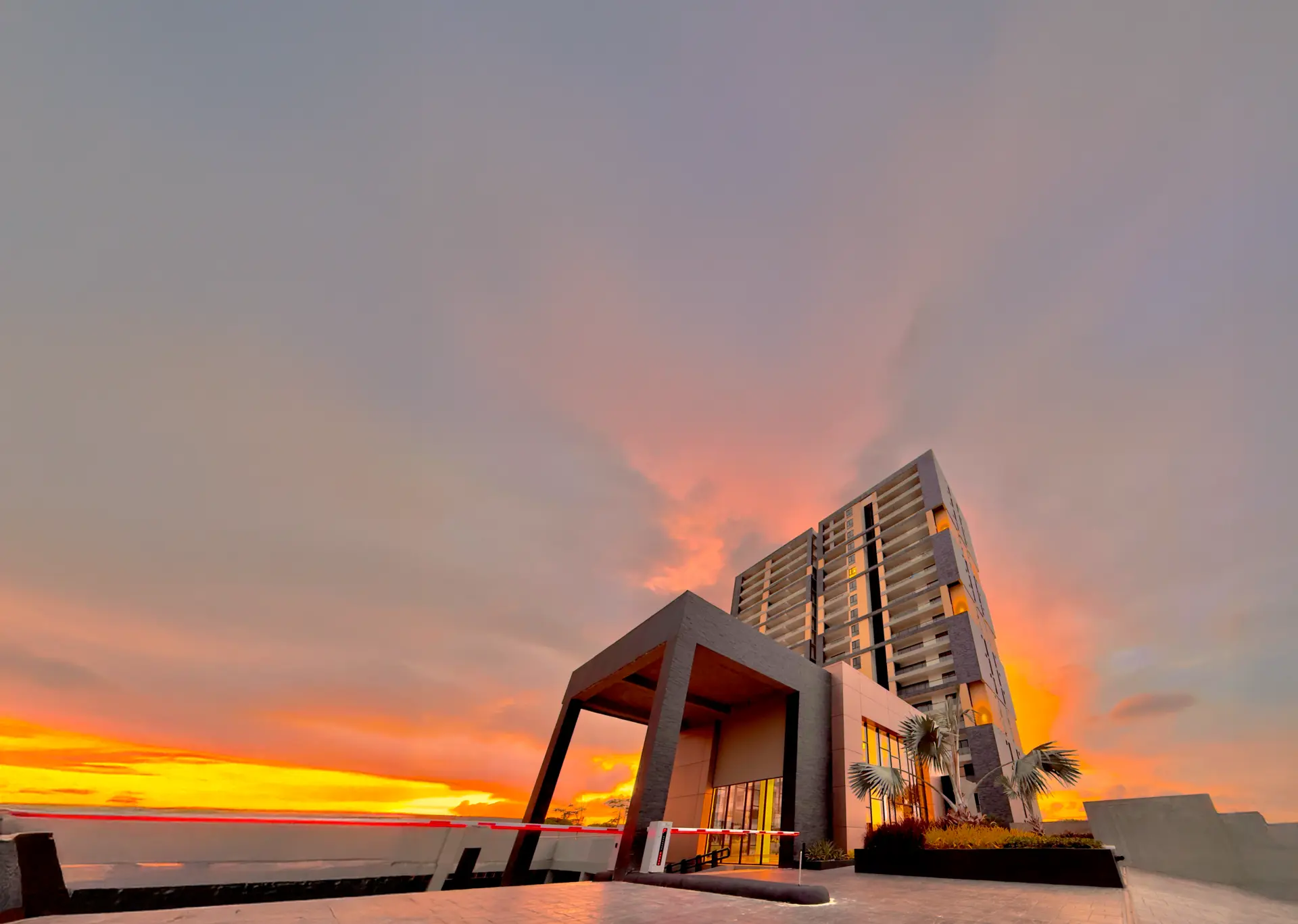 Foto de la fachada de Alto Lago